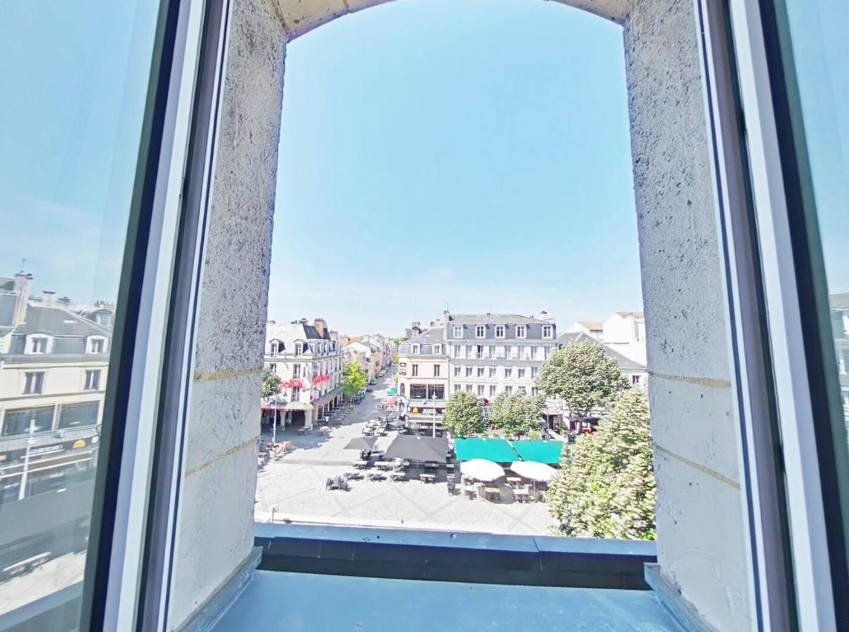 Logement Place D'Erlon Hypercentre Avec Balcon Apartment Reims Exterior photo