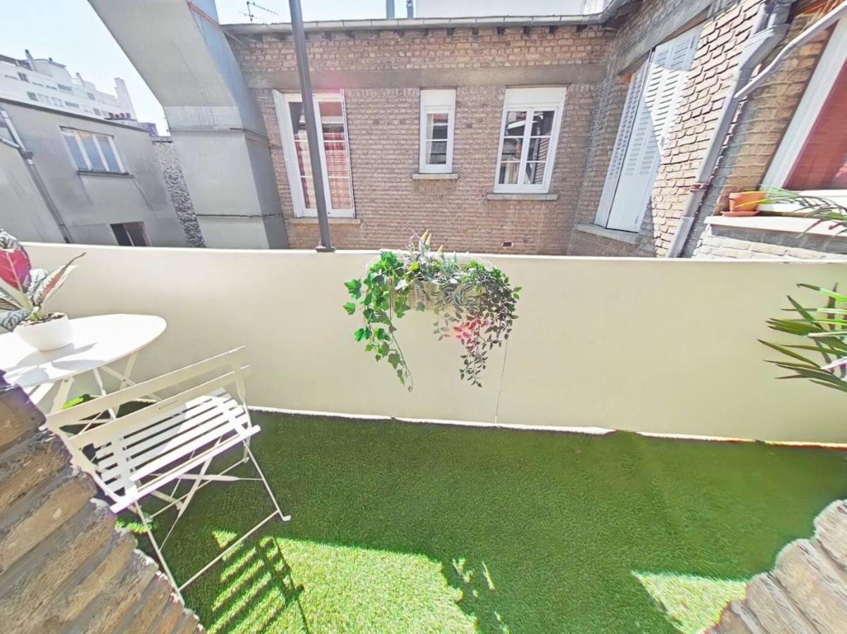 Logement Place D'Erlon Hypercentre Avec Balcon Apartment Reims Exterior photo